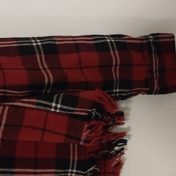 FOREVER 21 Red Plaid Shirt - Picture 6 of 7